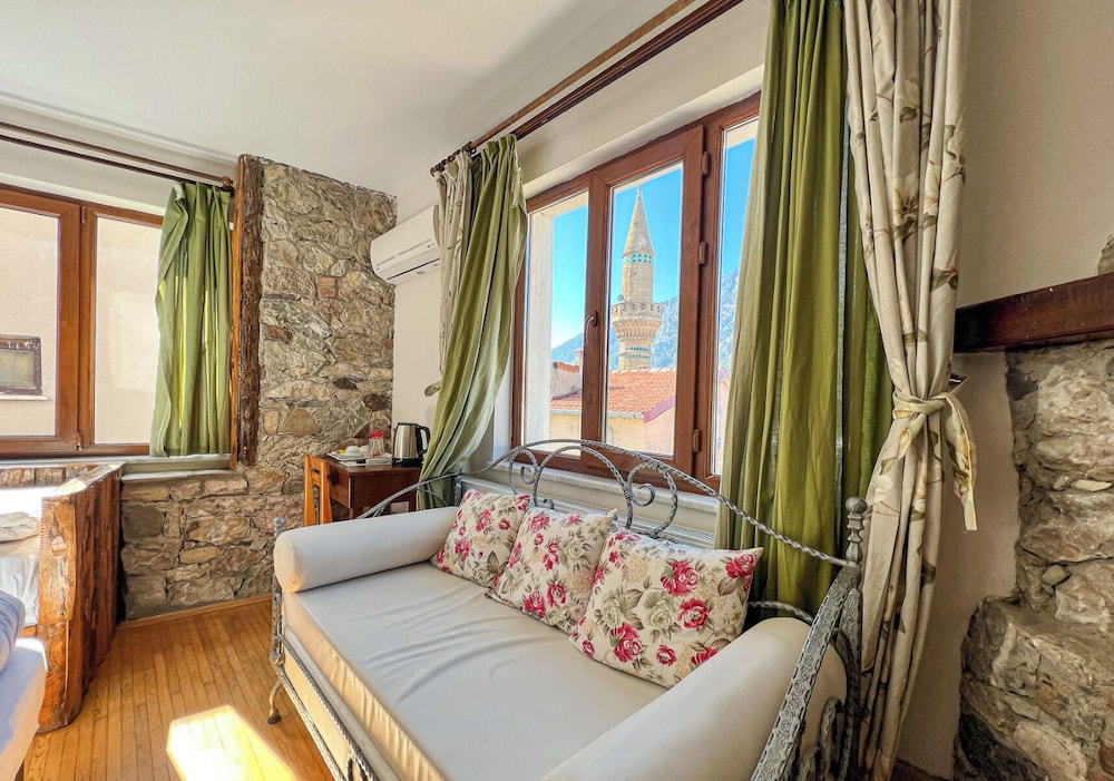 Fulya Pension