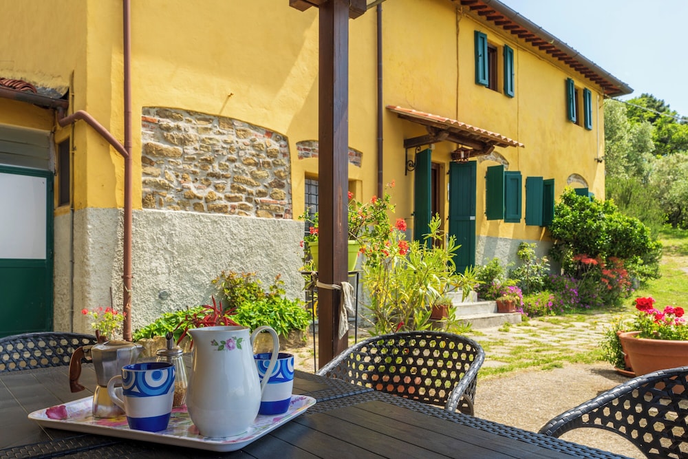 Casa Di Elda Holiday Home With Pool
