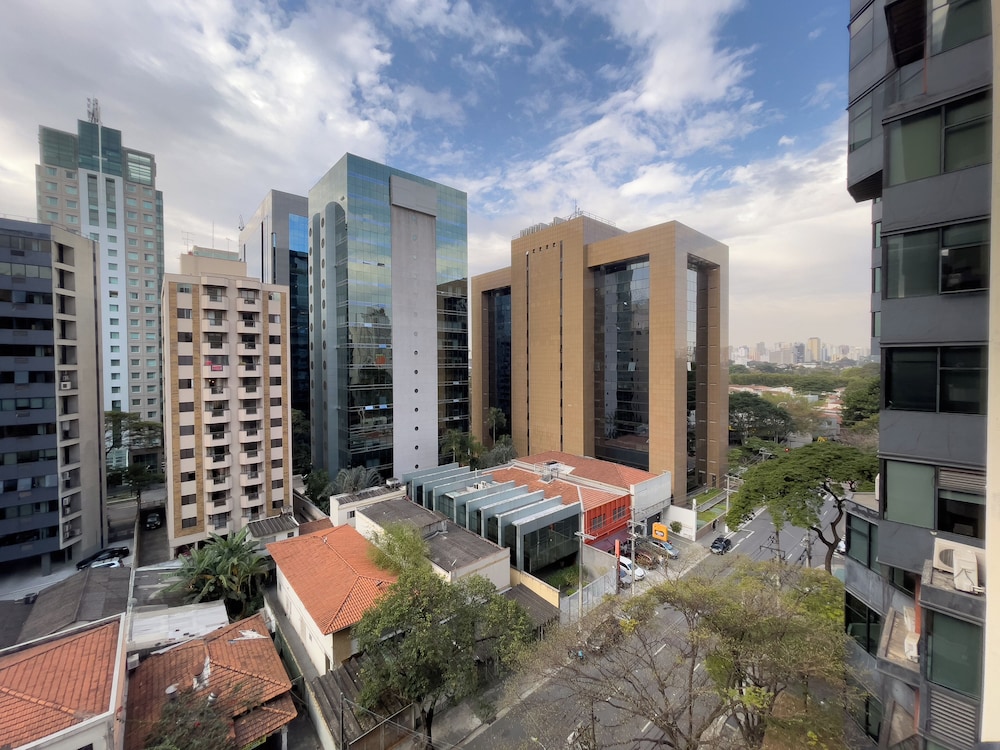 Estanplaza Nações Unidas