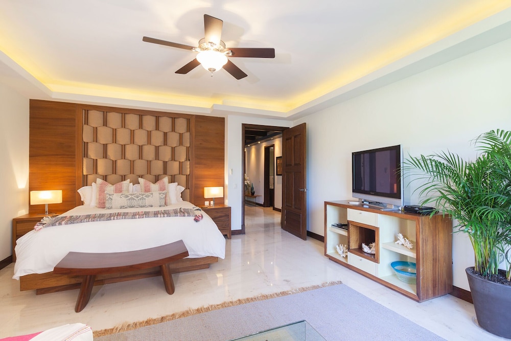 Calm and Cosy 4 Bedroom Condo - Property Image 2