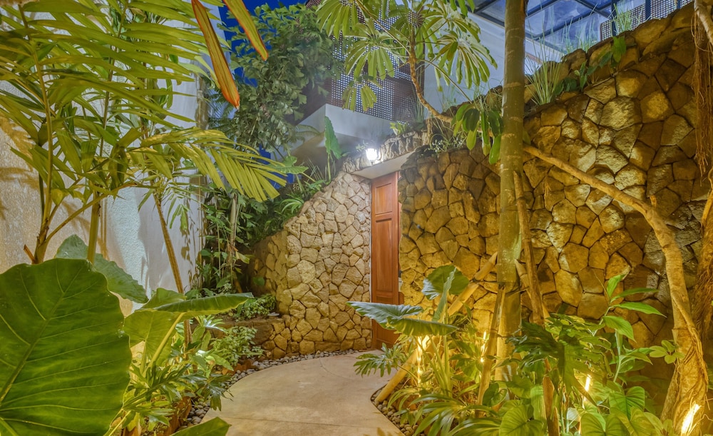 Jungle Flower