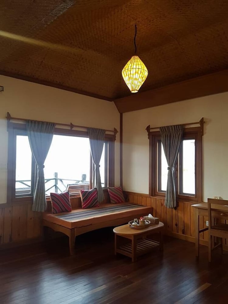 The Inle Sanctuary Phayartaung view 4
