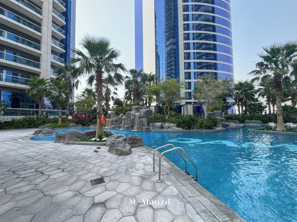 2BR Apt at Paramount with Stunning Views
