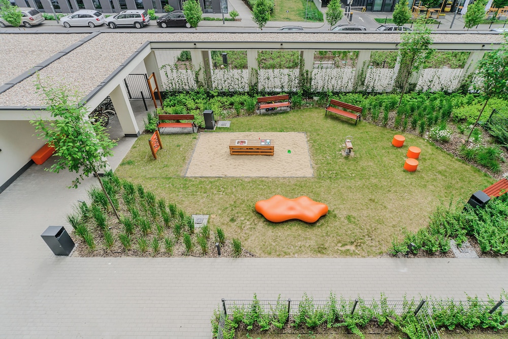 ShortStayPoland Zdziechowskiego B154 view 5