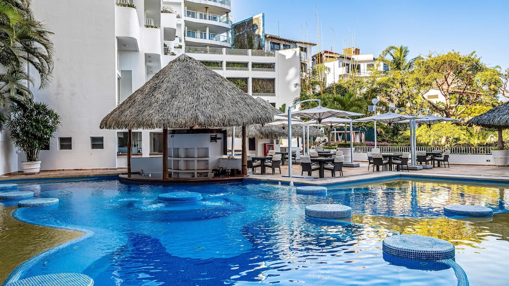 HOLT Grand Miramar Residences