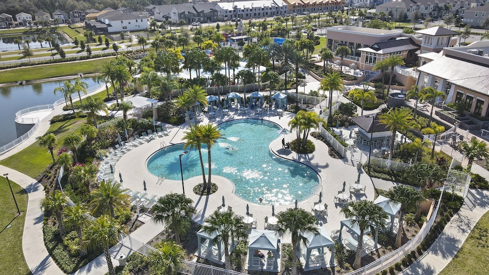 Extraordinary Solara 7BR Private Pool/spa Near Disney - Image 2