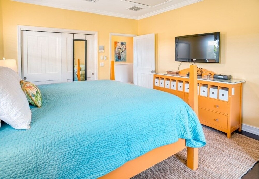 Sunset Dream 3 Bedroom Townhouse by Redawning view 5
