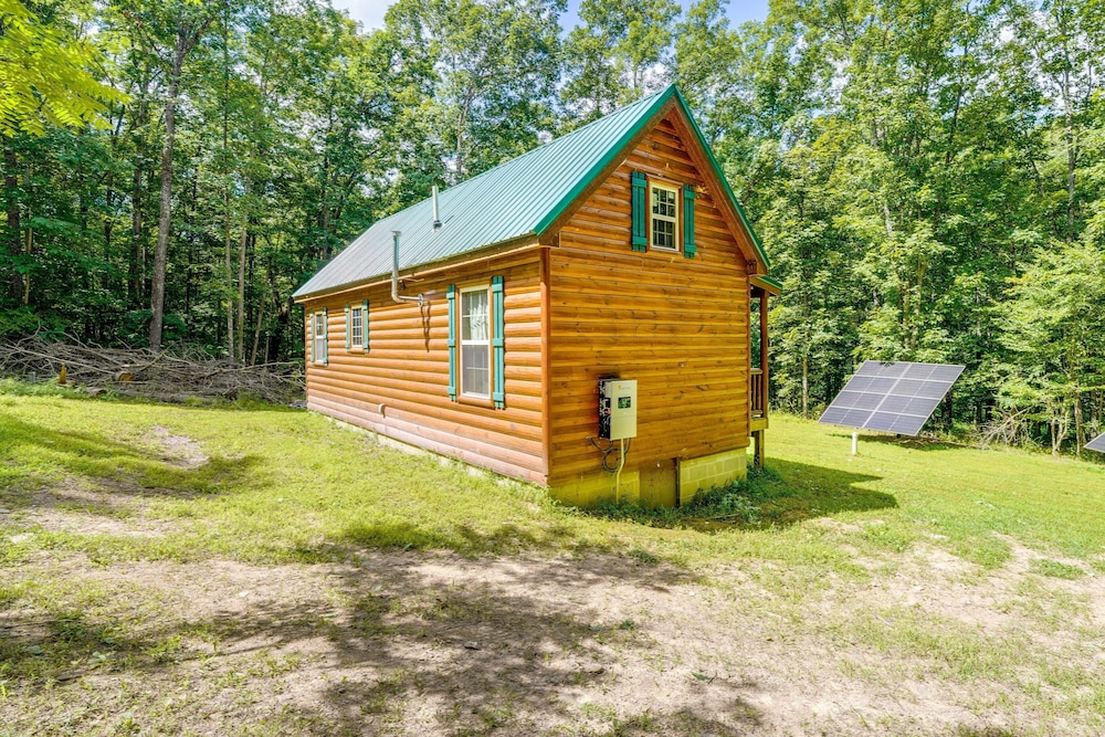 Marlinton Cabin Rental w/ Greenbrier River Access! view 3