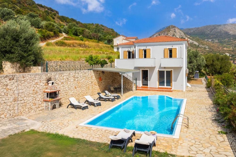Villa Alexandra in Kato Katelios