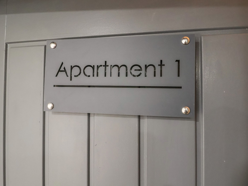 The Cloud Apartment 1