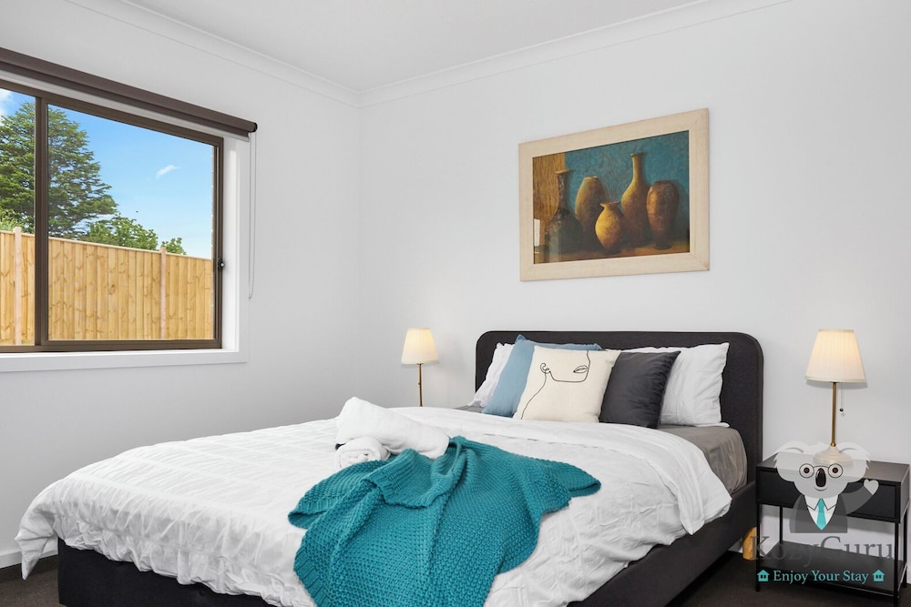 Kozyguru | Pakenham | Comfortable 4-Bedroom House