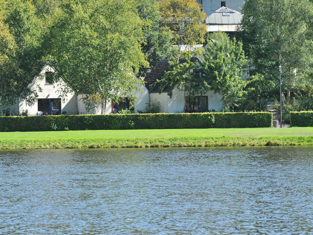 Cottage by Lake in Vielsalm With Sauna