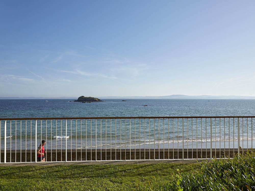 Seafront Apartment Near a Beach