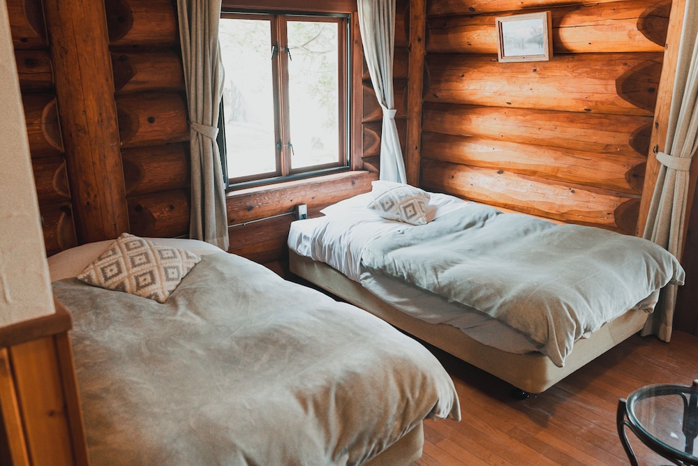 Hakuba Log Hotel Meteor
