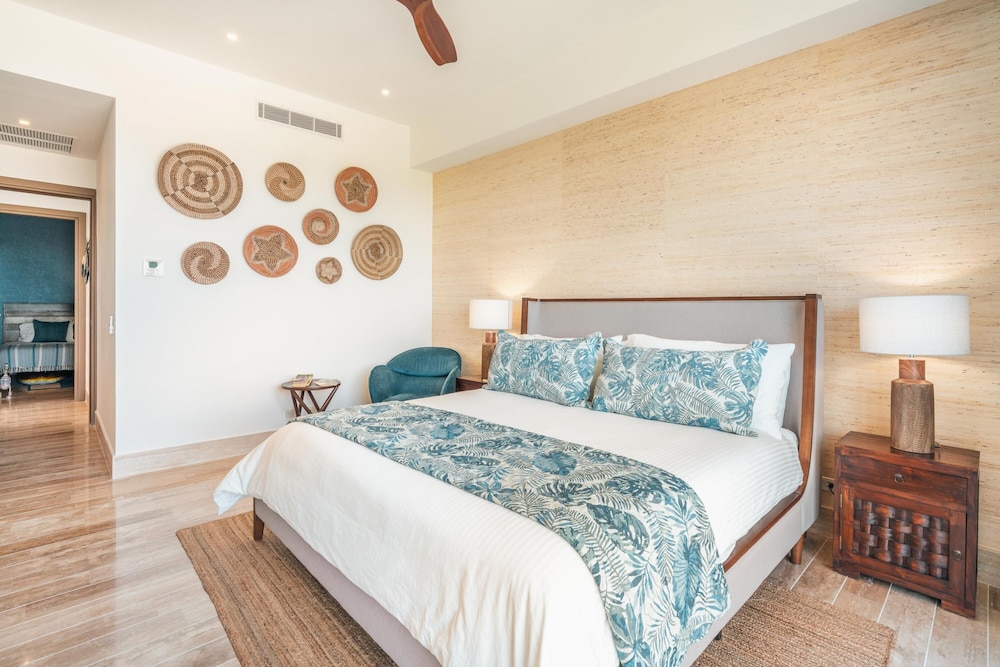 Amazing Penthouse in Exclusive Tower in Capcana