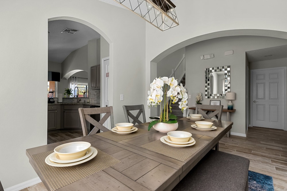 Your Dream Disney Retreat Awaits