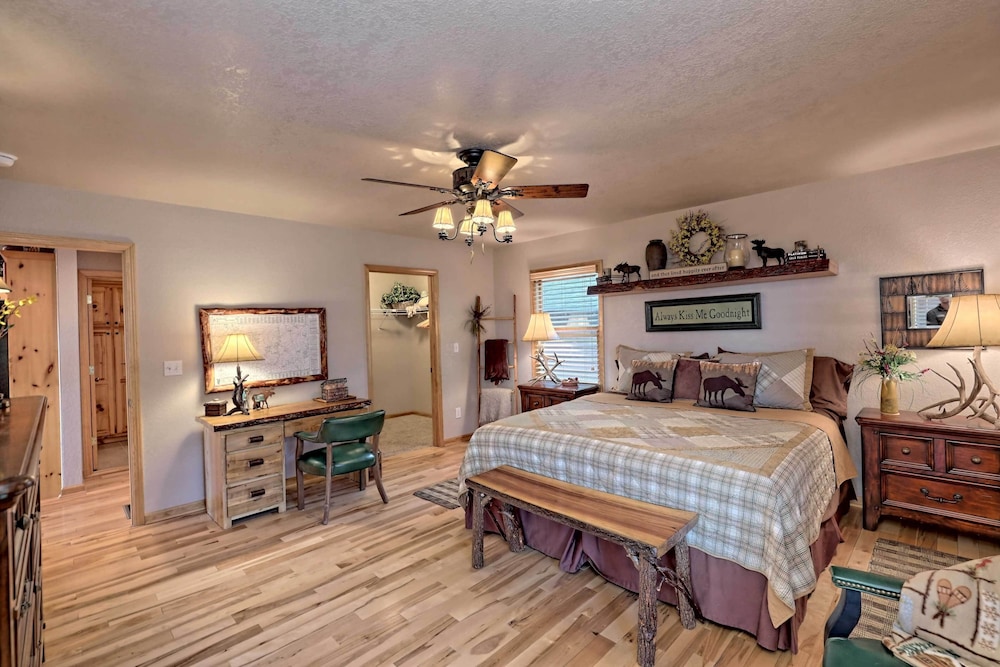 Spacious 'eagle's View' Luxury Cabin w/ Views view 4