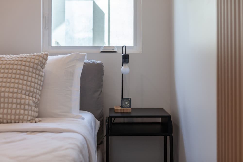 Scandinavian-style 1BR Apartment Built 2024 p81