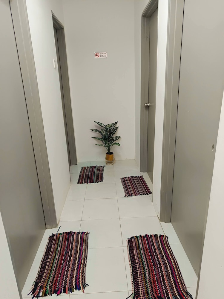 Hidanah Sutravilla Homestay