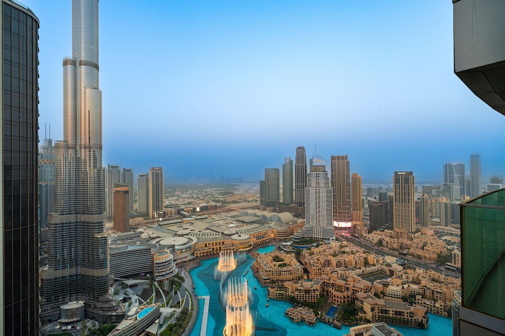 Maison Privee - Ultra Chic High-Floor Apt w/ Direct Burj Khalifa & Fountains Views
