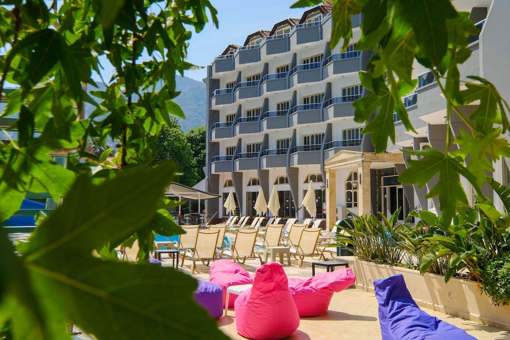 Selen Otel Icmeler - Image 57