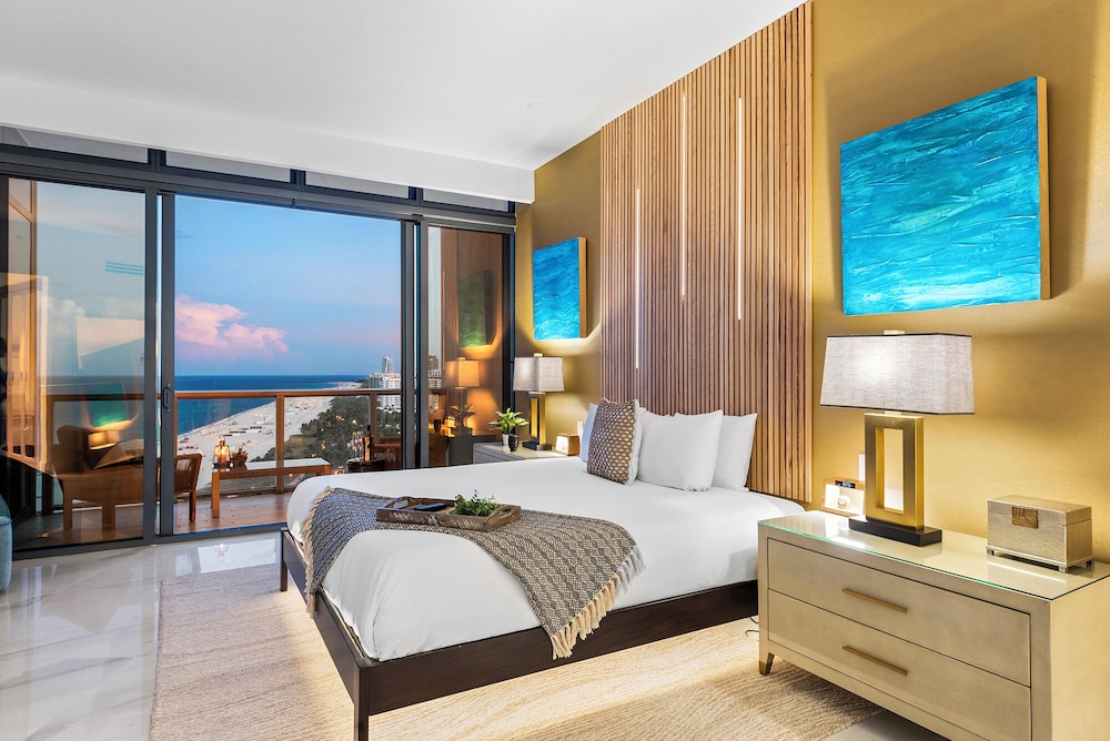 Luxury Vacation Rentals in South Beach by LRMB