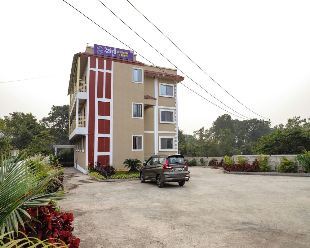 Hotel Devanshri Rooms & Restaurant