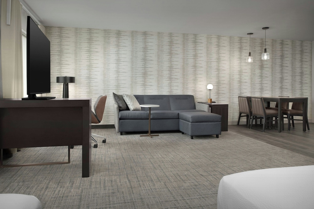 Residence Inn by Marriott San Antonio SeaWorld/Westover Hills