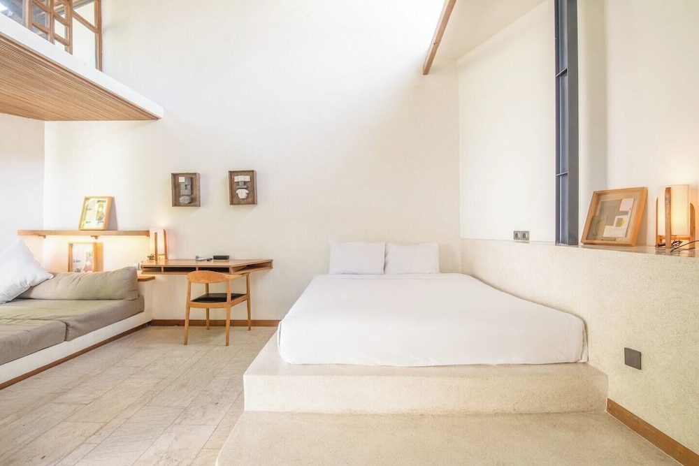 Opulent 1-br Villa Just 800m From Canggu Beach