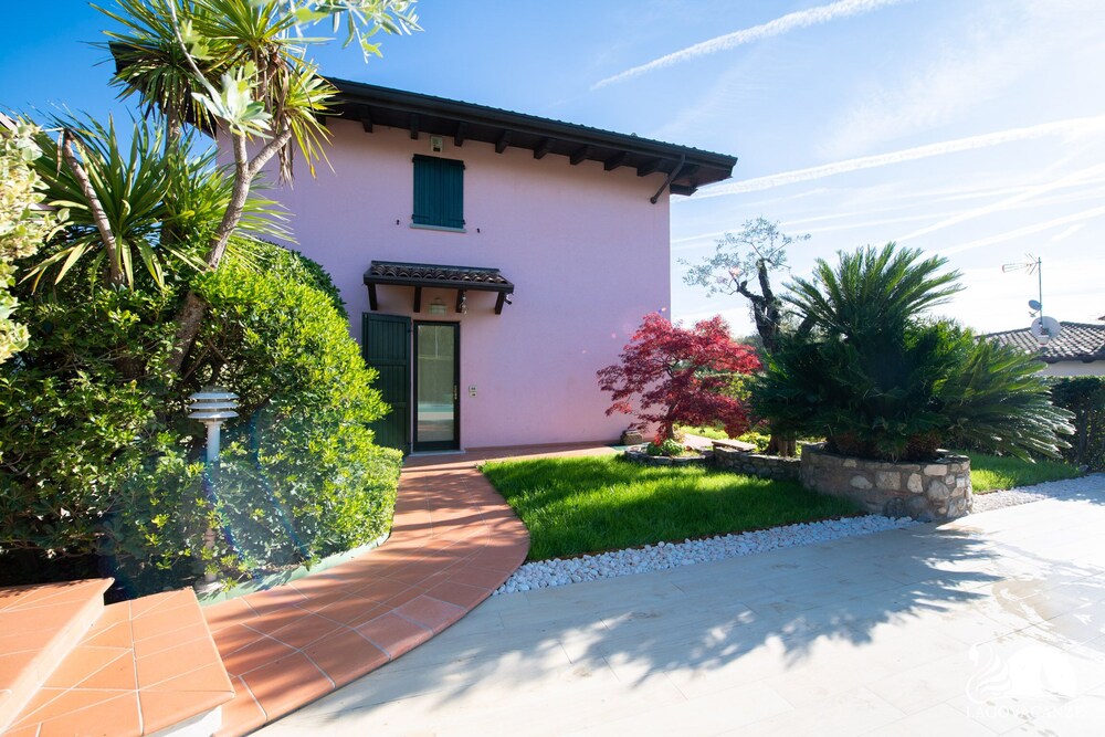 Villa Cycas view 2