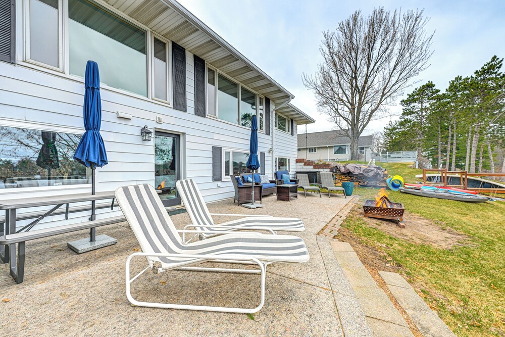 Dock, Deck & View: Lakefront Chippewa Falls Studio