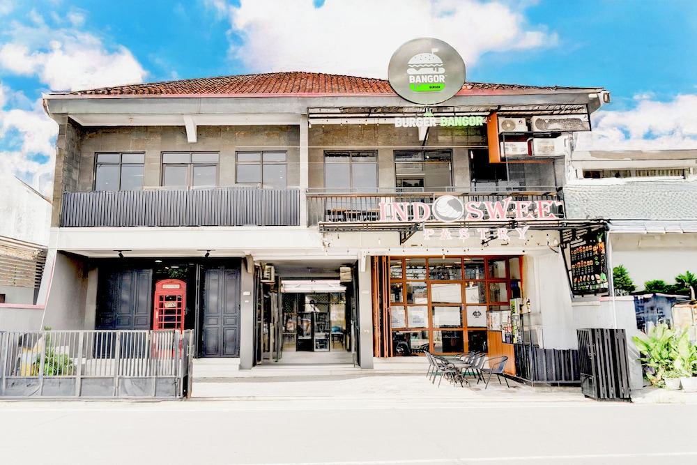 OYO 94421 Soetomo Guest House