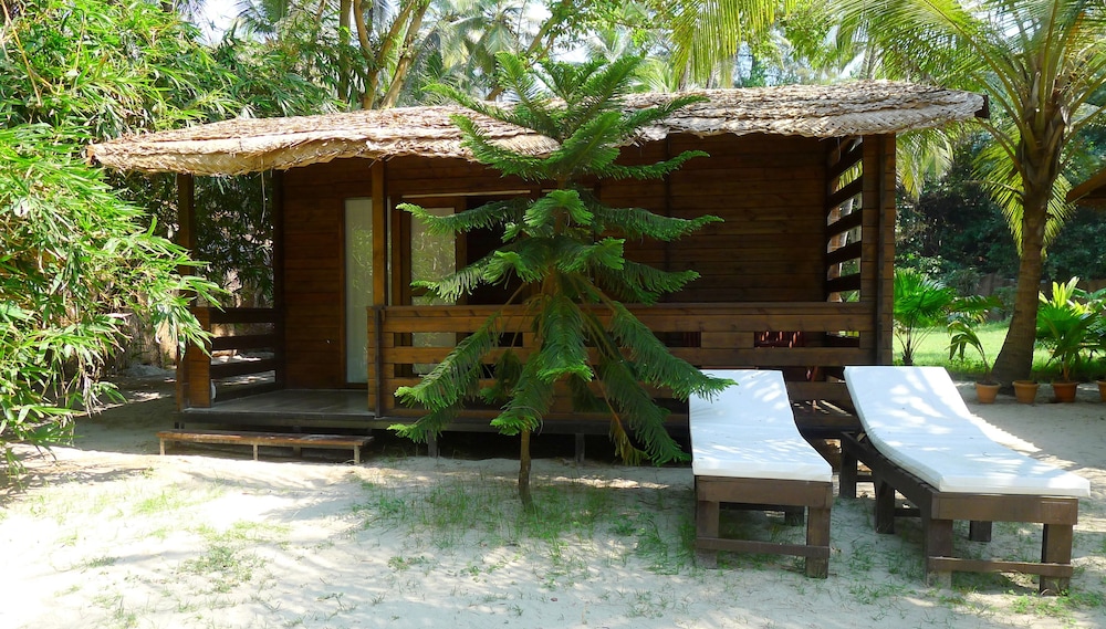 Mamagoa Resort