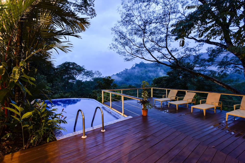 Monos Locos - Portasol Vacation Rental