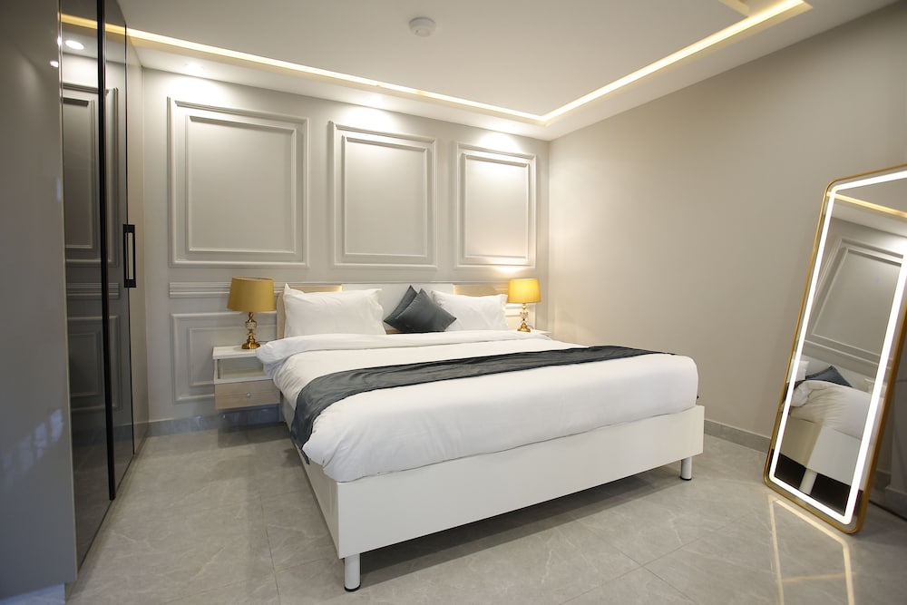 ZAR Luxury Suites Murree