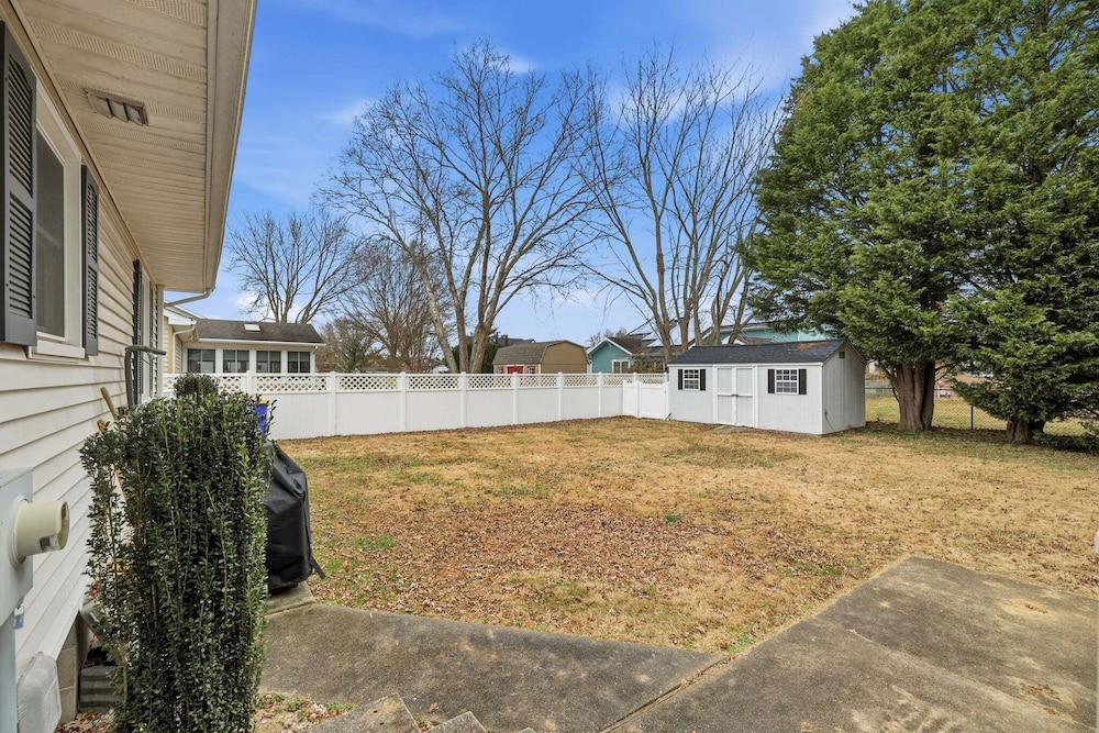 Minutes To Rehoboth Beach And Lewes Beach 3br Home 3 Bedroom Home