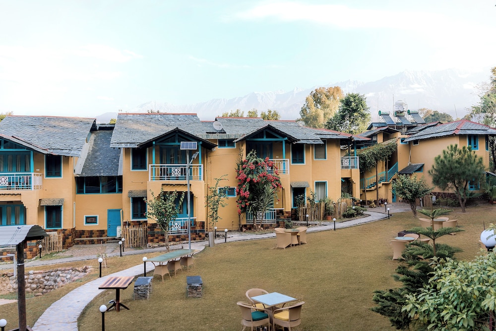 Tree of Life Birdsong Chalets