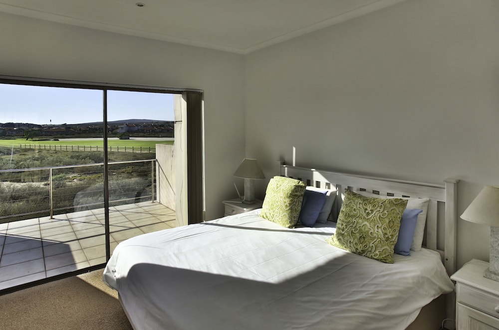 Mulligan, Langebaan 10-sleeper