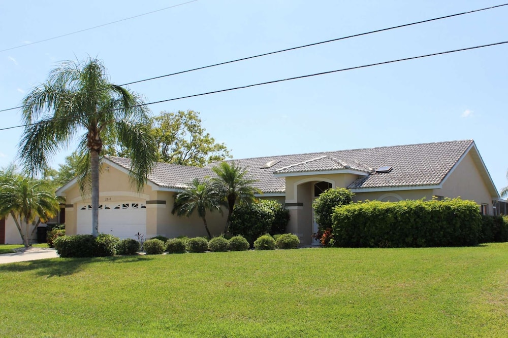 2318 SE 6th Ave view 5