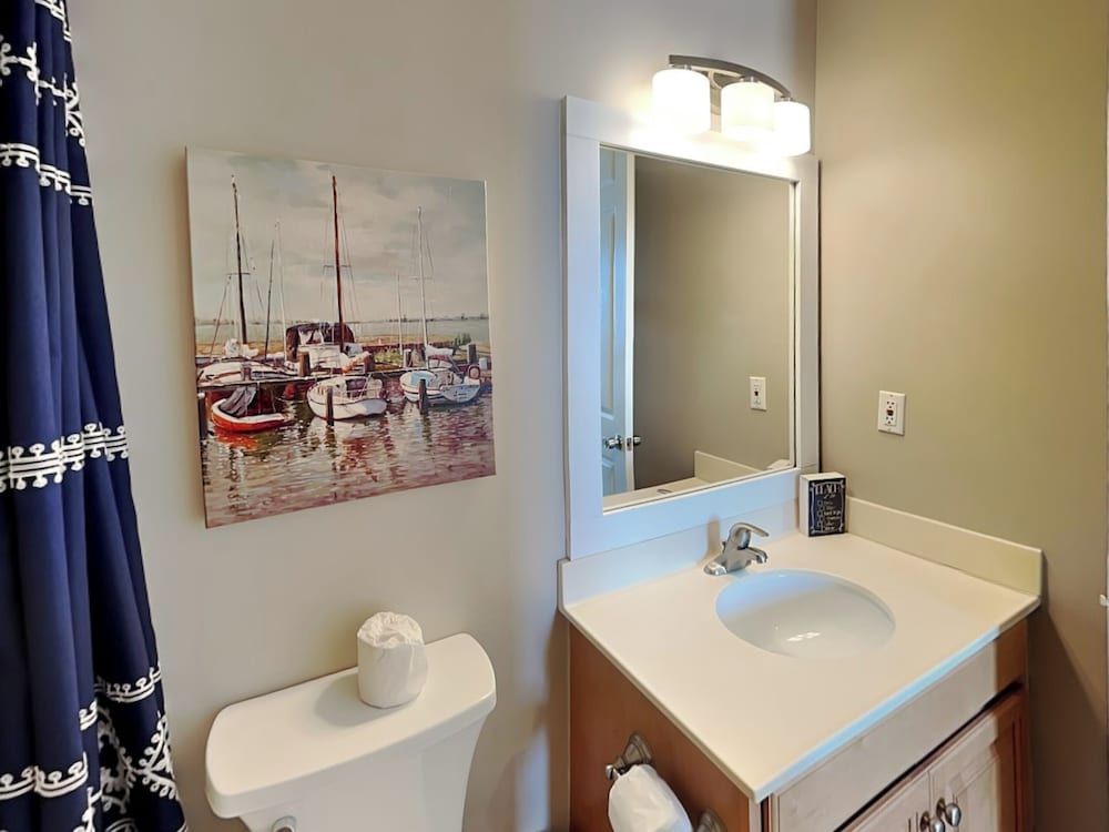 Regency Isle #908 by Southern Vacation Rentals