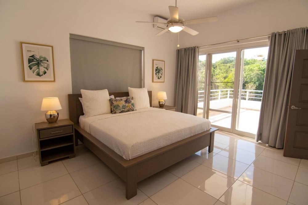 Private 3 Bedroom Villa Near Walking Trail view 5