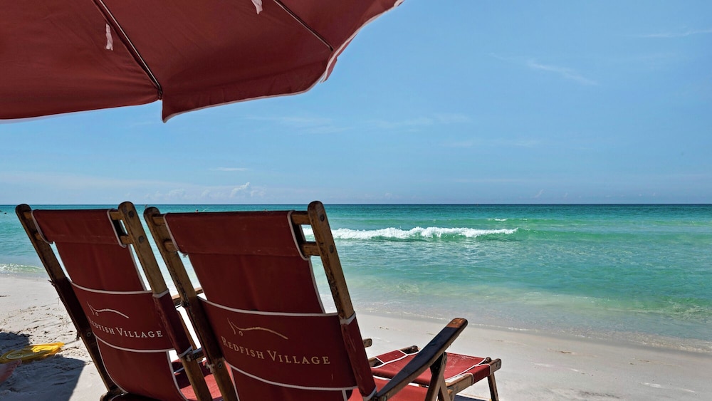 Coastal 3BR Condo With Pool & Shuttle : Snowbird Friendly!