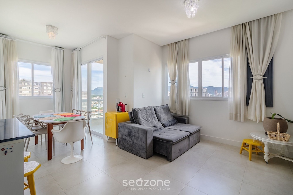 Charm and Comfort 600m From the Beach! Etpa1103
