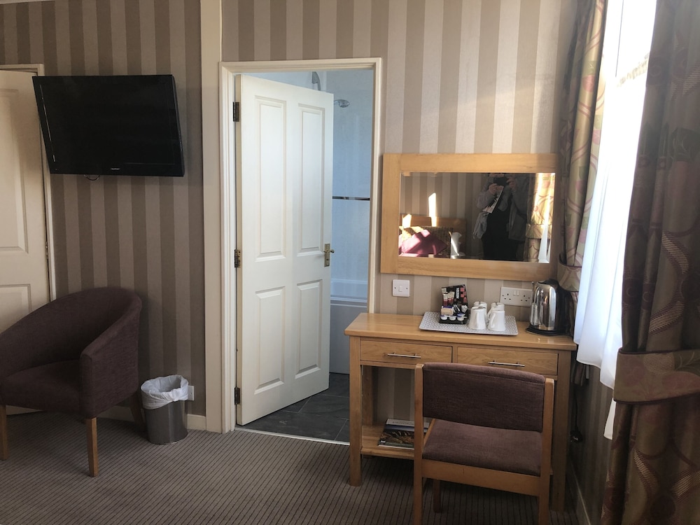 The Dog and Partridge Country Inn