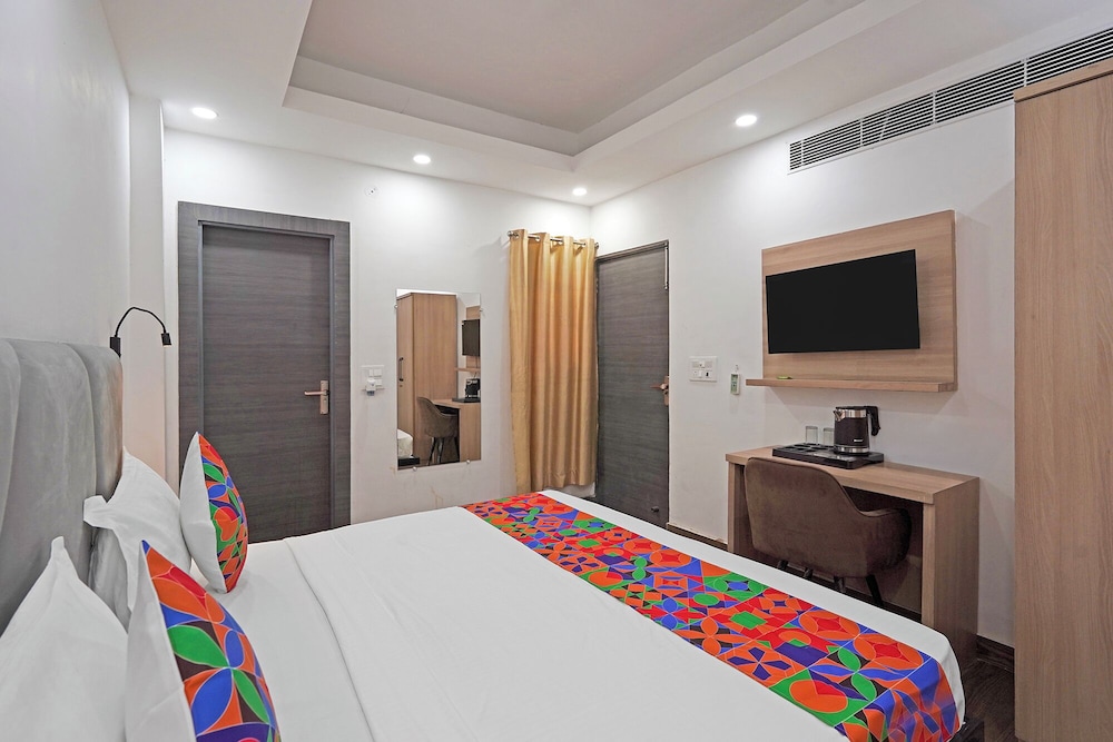 Fabhotel Grand Olive I