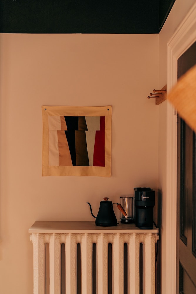 Somewhere Inn Collingwood Boutique Hotel 6