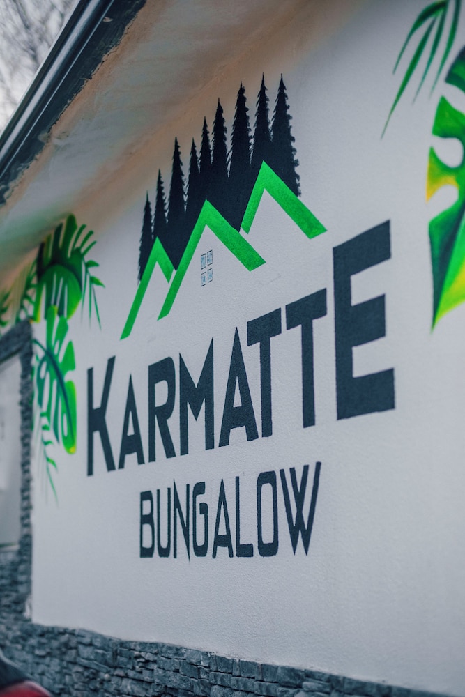KARMATTE BUNGALOW