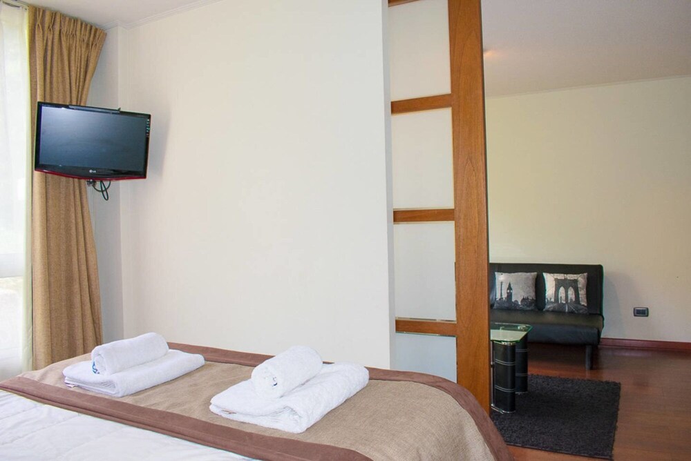 Bellavista Spotlight 1BR Apt - w Parking A C