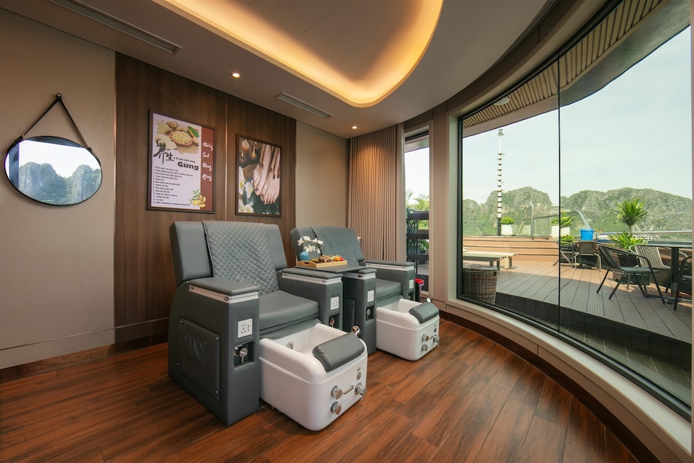 Calista Luxury Cruise