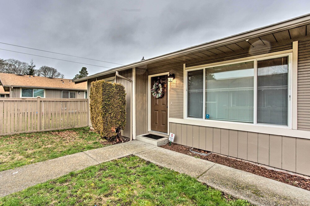 Modern Tacoma Apartment 7 Mi to Dtwn! view 2